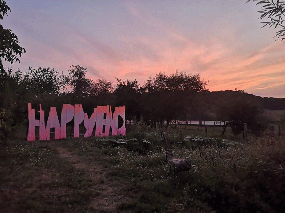 https://www.juliettebuschini.com/files/gimgs/th-60_happyendsunset.gif
